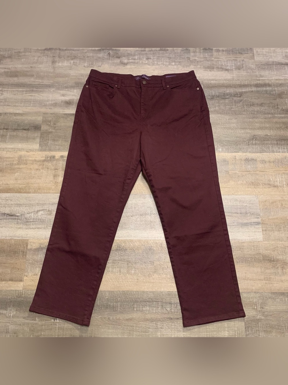 Gloria Vanderbilt Women's Dark Plum Purple Amanda Straight Leg Denim Jeans 18